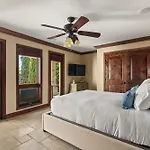 Grand Retreat Rooftop Bliss And Ocean Views